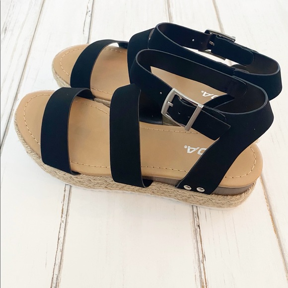 Soda Shoes Black Bryce Espadrille Platform Sandals New Without Box - Picture 4 of 9